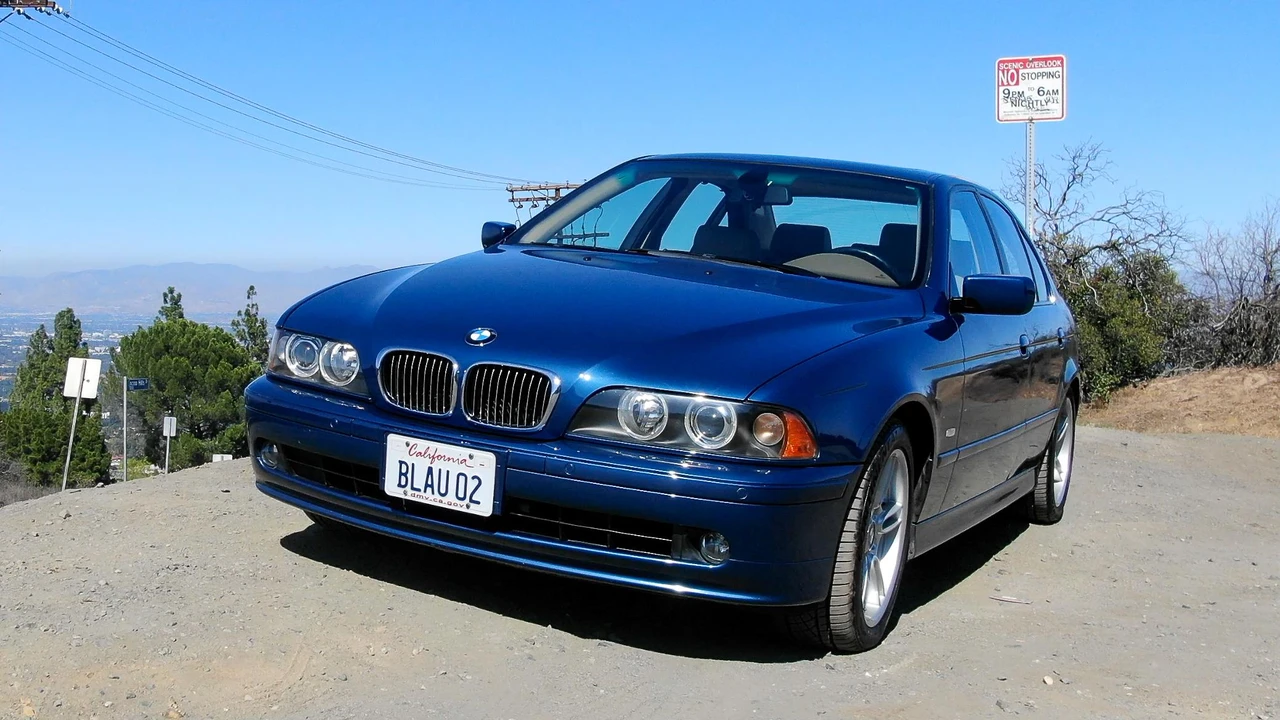 2002 BMW E39 540i - Image 14 of 31