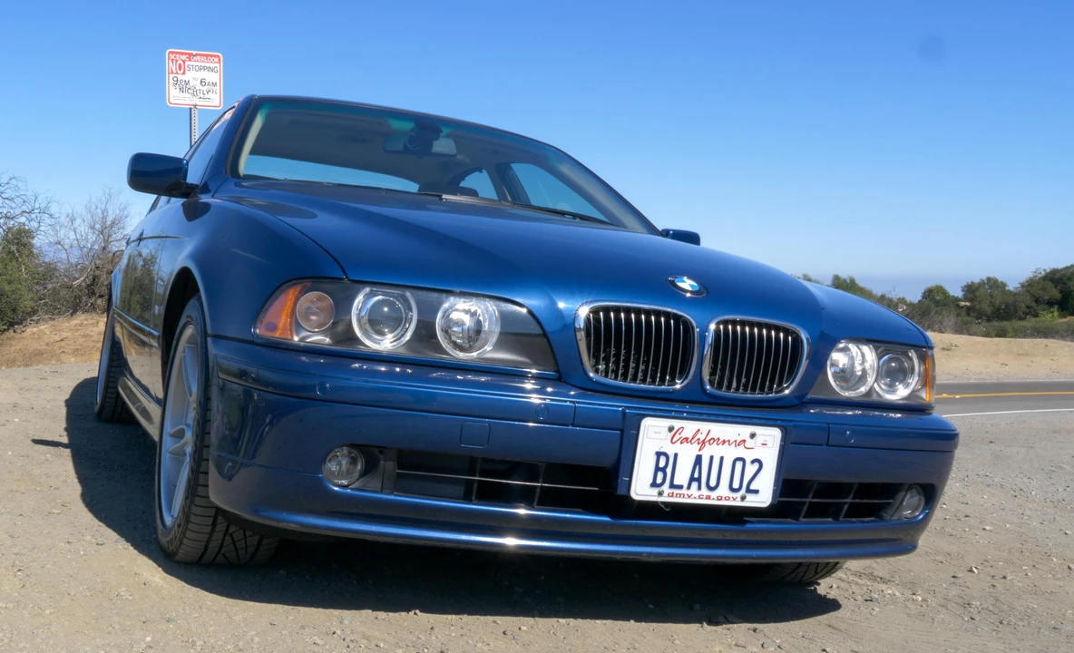 2002 BMW E39 540i - Image 28 of 31