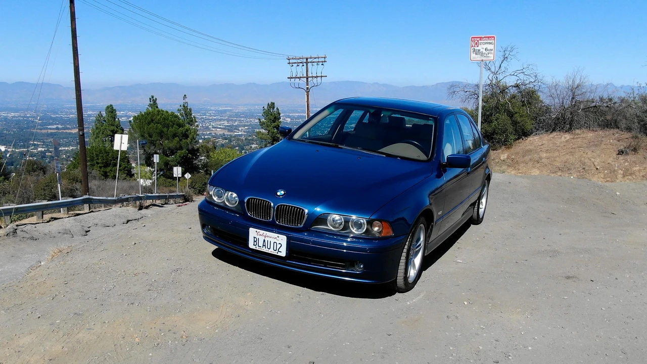 2002 BMW E39 540i - Image 11 of 31