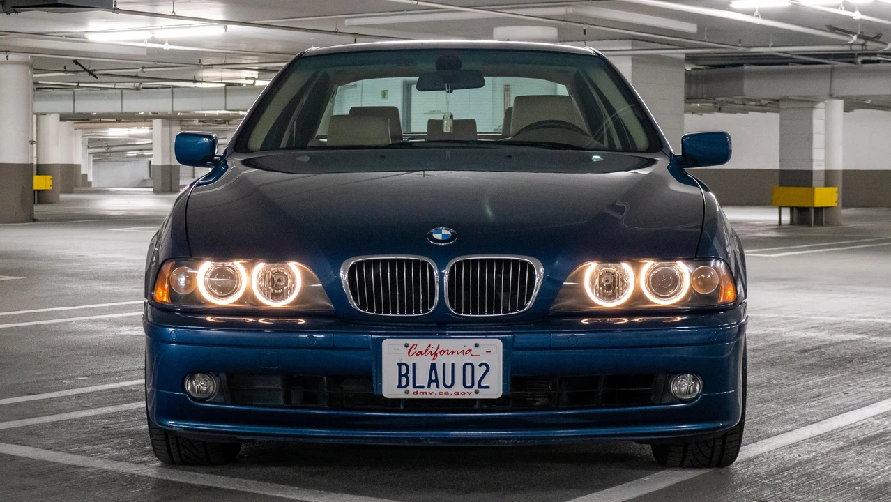 2002 BMW E39 540i - Image 7 of 31