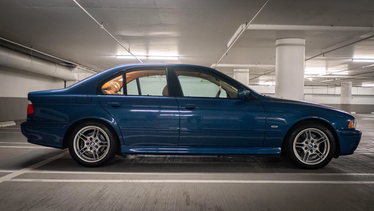 2002 BMW E39 540i - Image 25 of 31