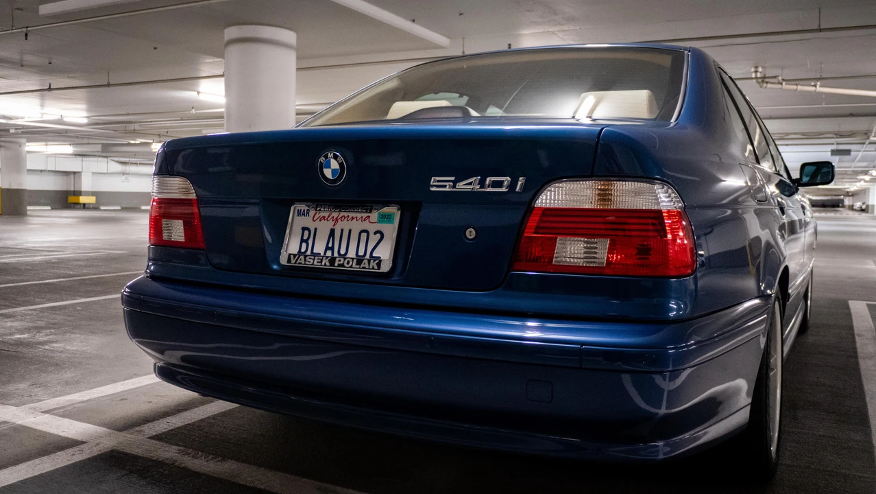 2002 BMW E39 540i - Image 24 of 31