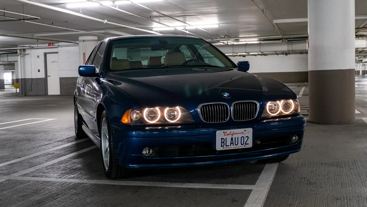 2002 BMW E39 540i - Image 27 of 31