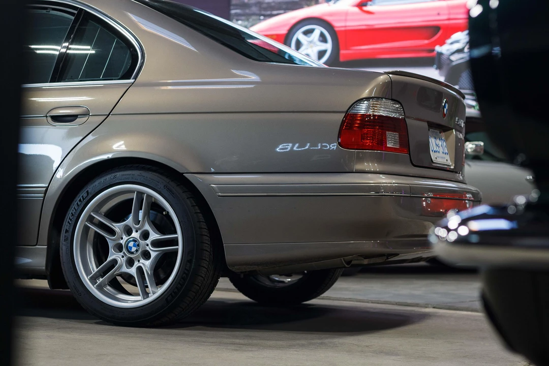 2002 BMW E39 540i - Image 10 of 31