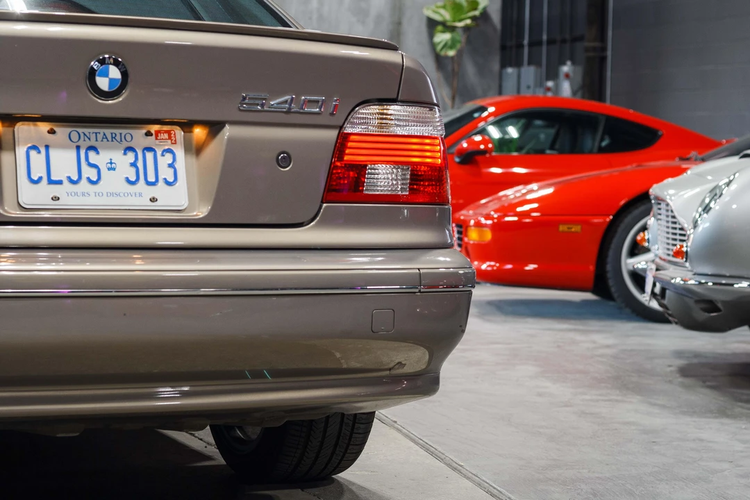 2002 BMW E39 540i - Image 14 of 31