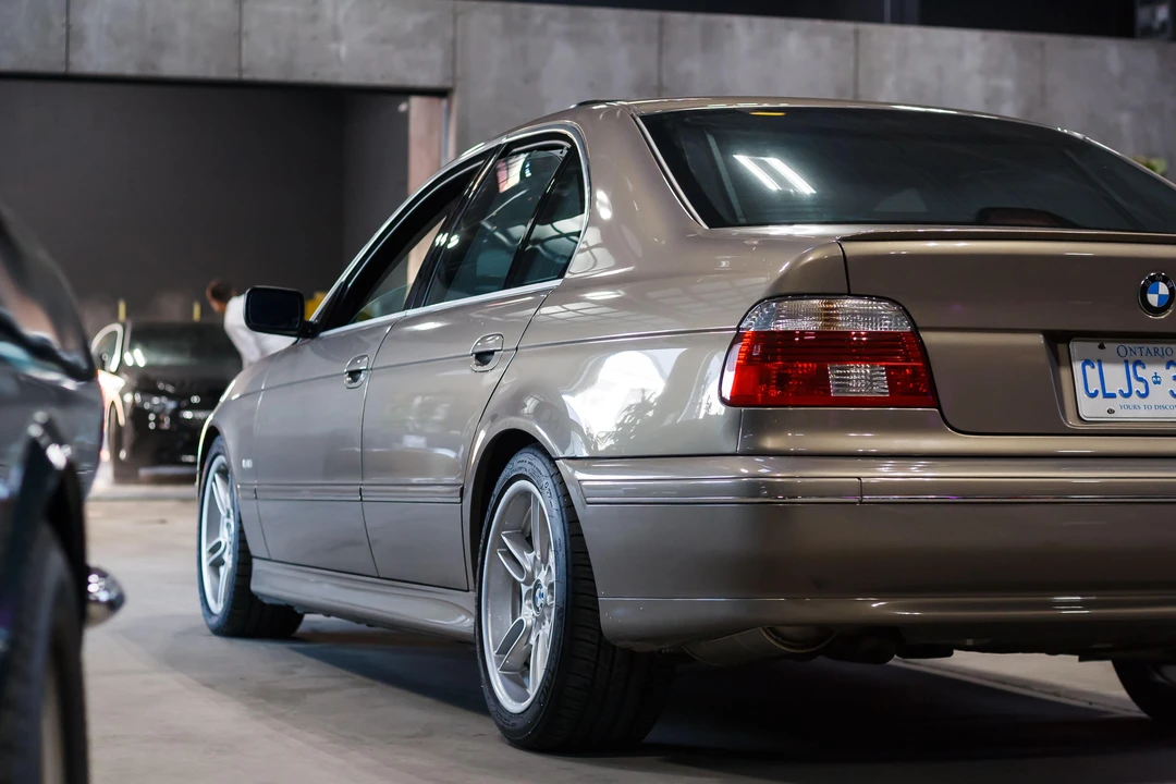 2002 BMW E39 540i - Image 11 of 31