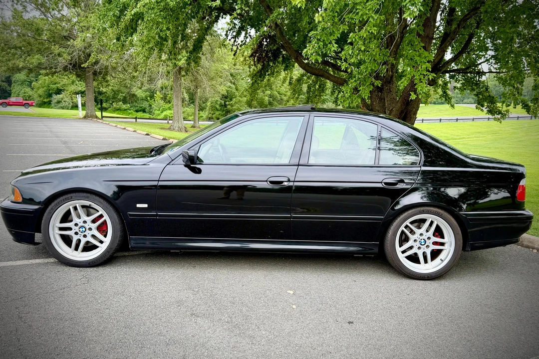 2002 BMW E39 540i - Image 3 of 31