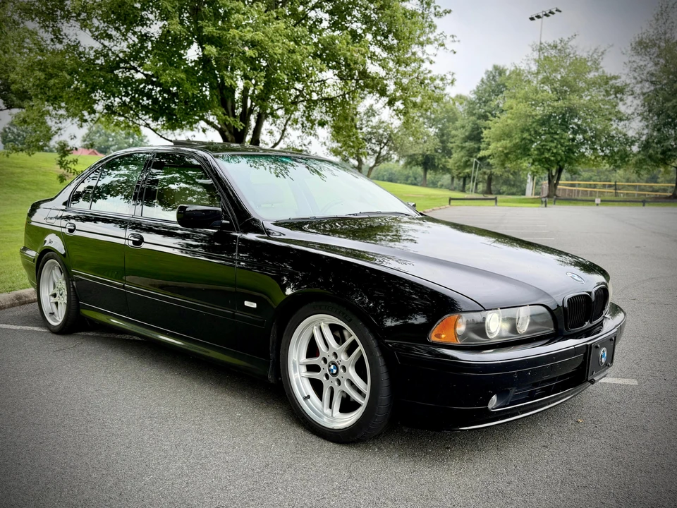 2002 BMW E39 540i - Image 19 of 31