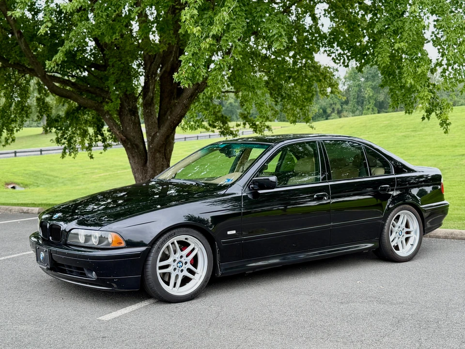 2002 BMW E39 540i - Image 12 of 31