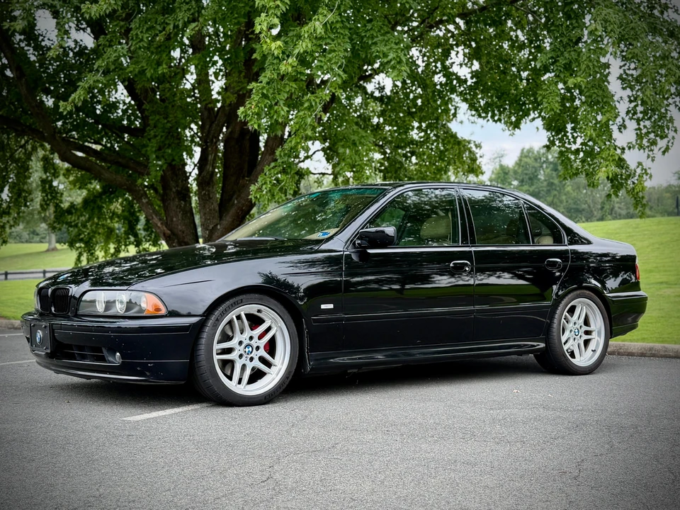 2002 BMW E39 540i - Image 13 of 31