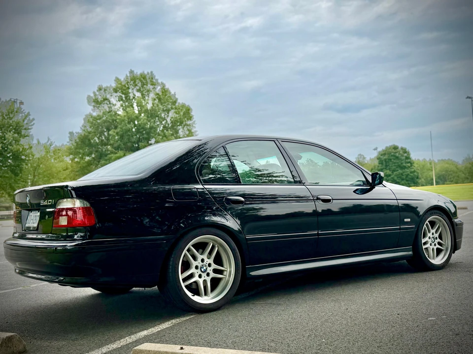 2002 BMW E39 540i - Image 18 of 31