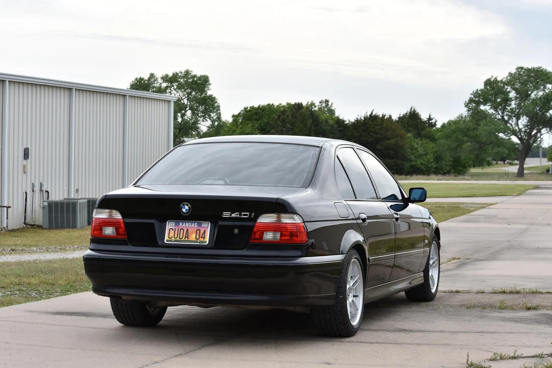 2002 BMW E39 540i - Image 28 of 31