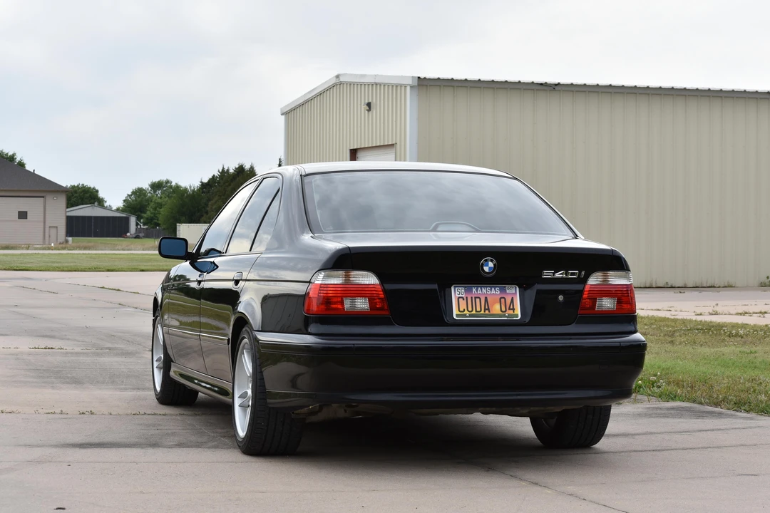 2002 BMW E39 540i - Image 25 of 31