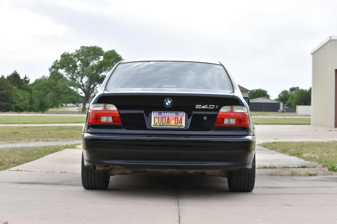 2002 BMW E39 540i - Image 26 of 31