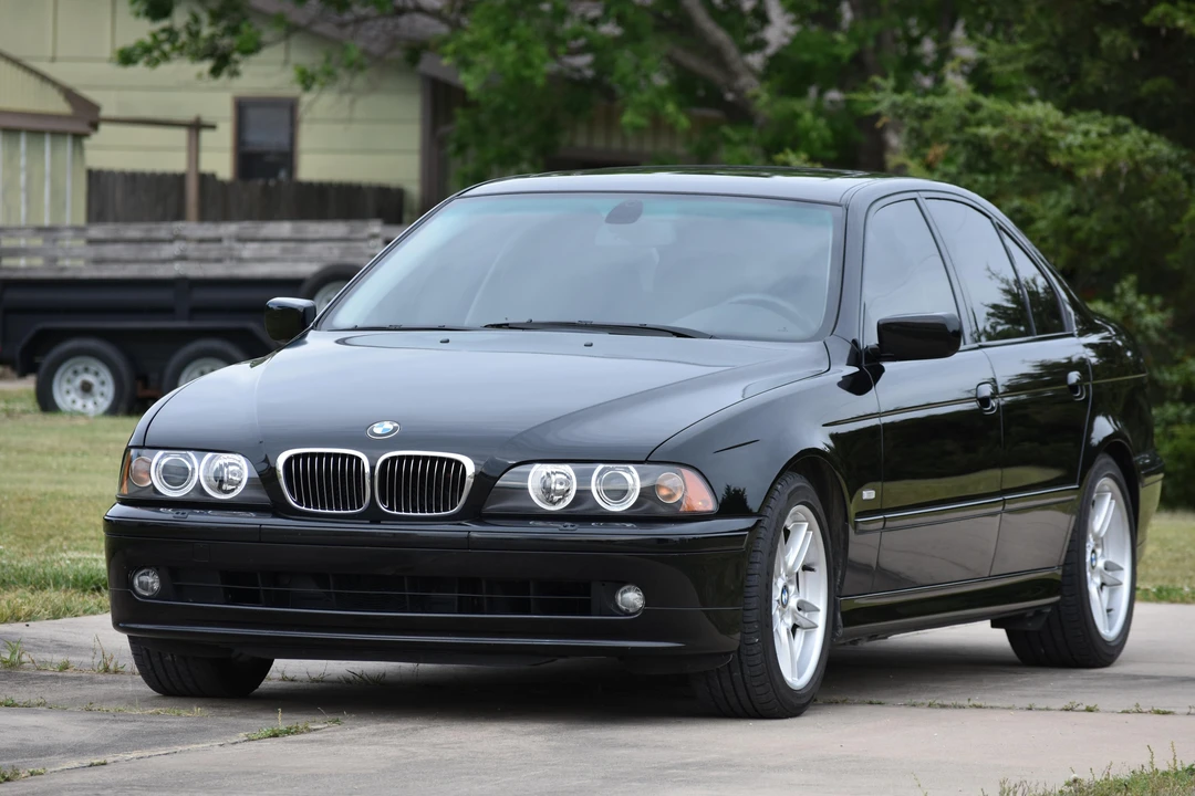 2002 BMW E39 540i - Image 11 of 31