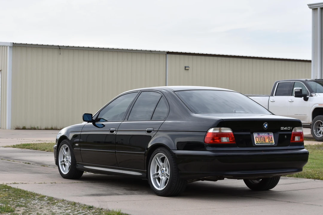 2002 BMW E39 540i - Image 22 of 31