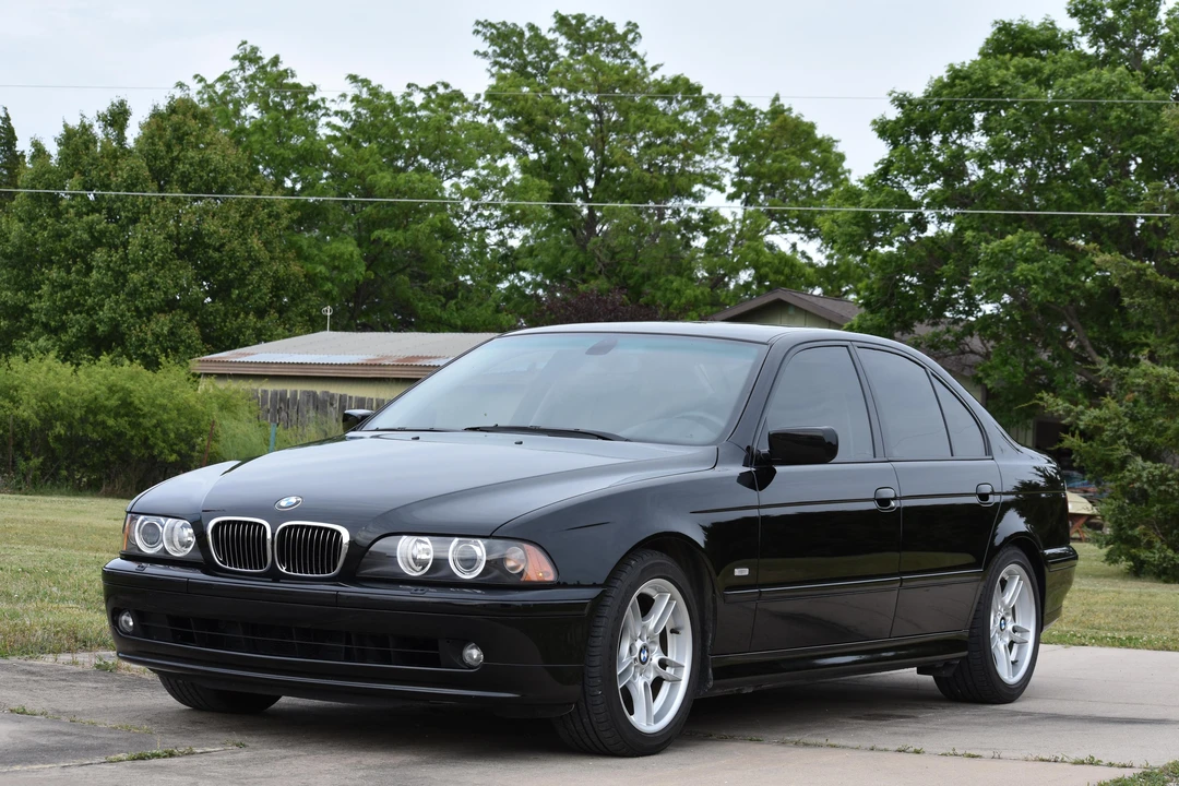 2002 BMW E39 540i - Image 13 of 31