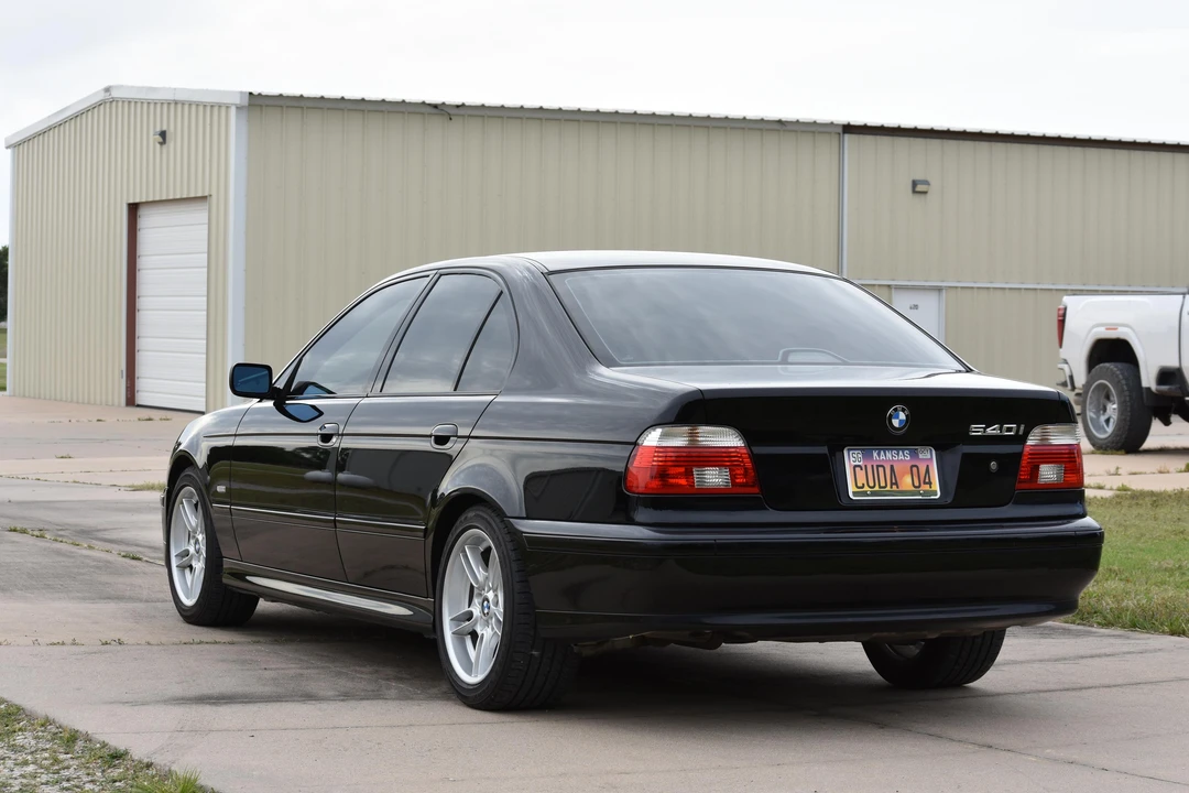 2002 BMW E39 540i - Image 24 of 31