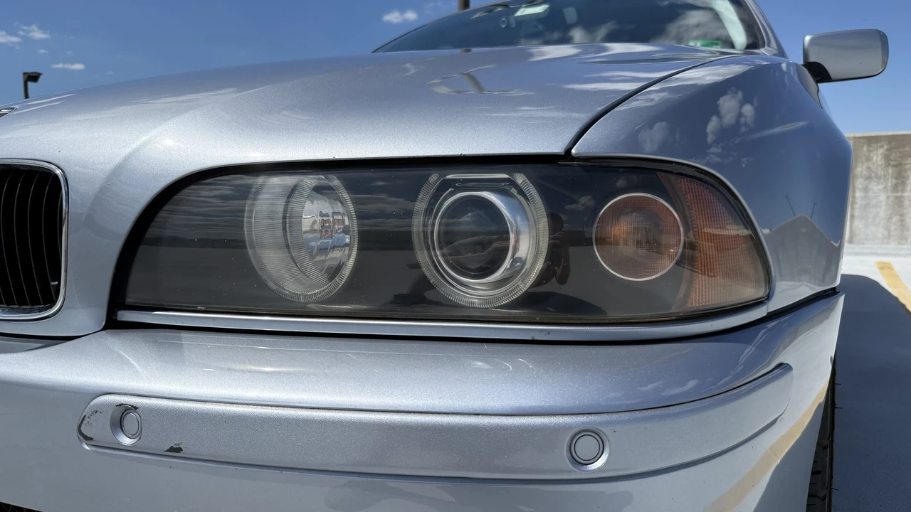 2002 BMW E39 540i - Image 19 of 31