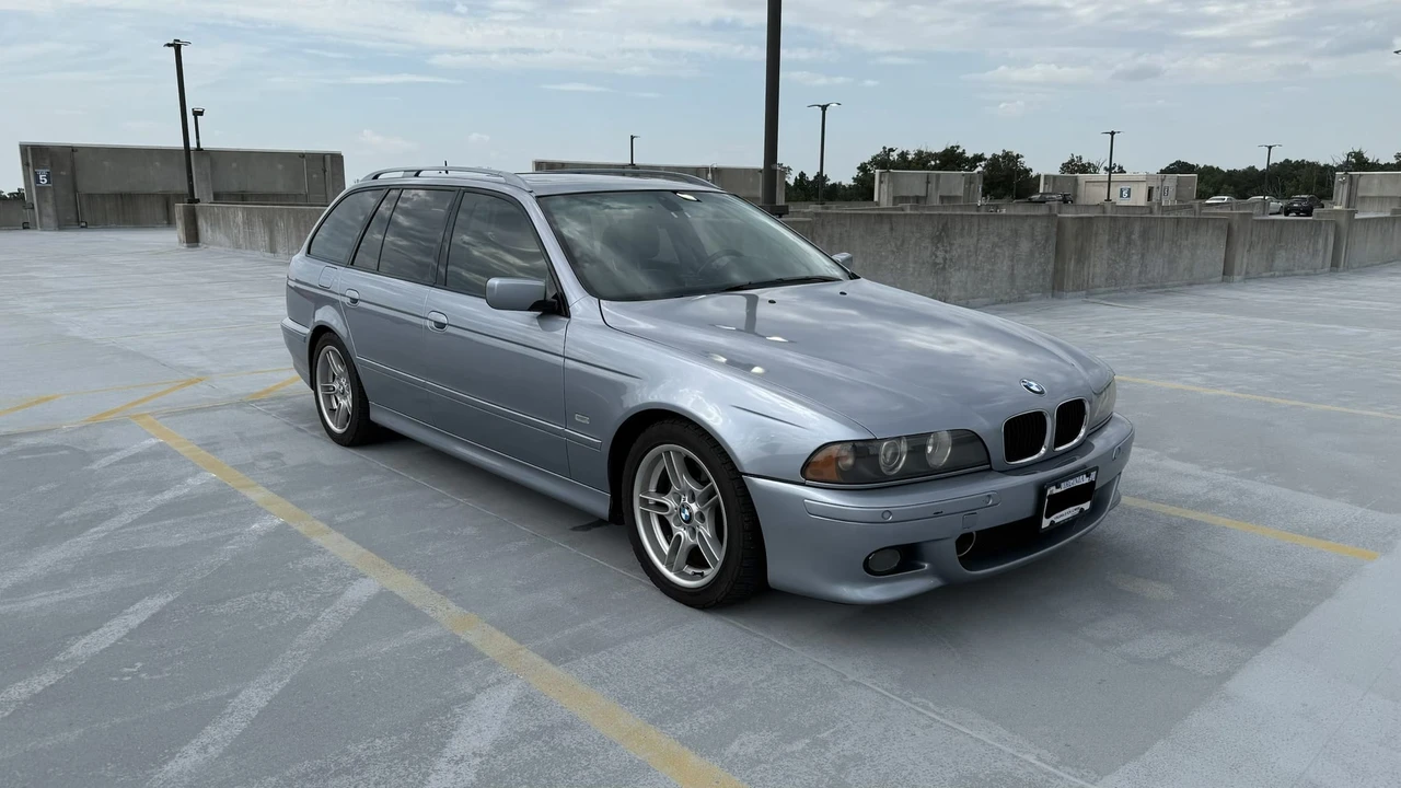 2002 BMW E39 540i - Image 18 of 31