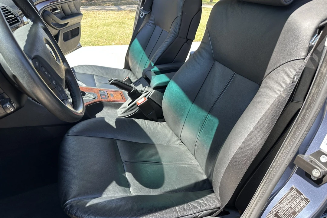 2002 BMW E39 540i - Image 4 of 9