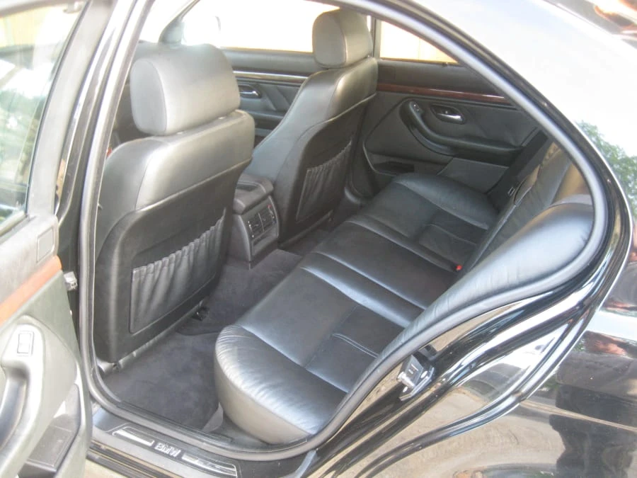 2002 BMW E39 540i - Image 5 of 8