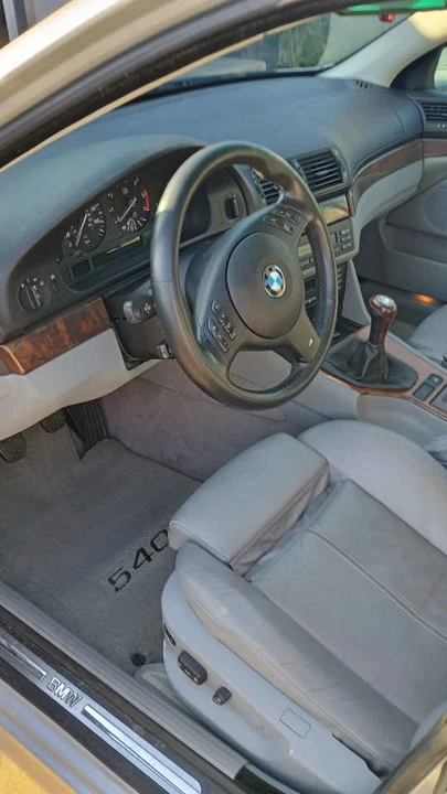 2002 BMW E39 540i - Image 4 of 4