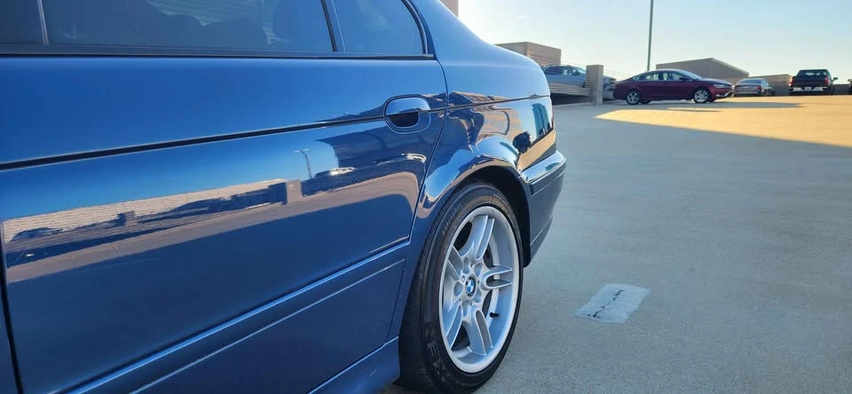 2002 BMW E39 540i - Image 10 of 20