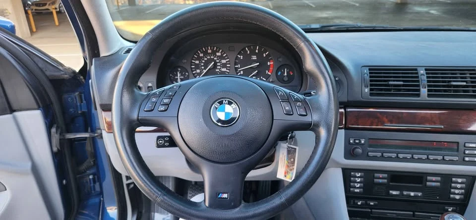 2002 BMW E39 540i - Image 17 of 20