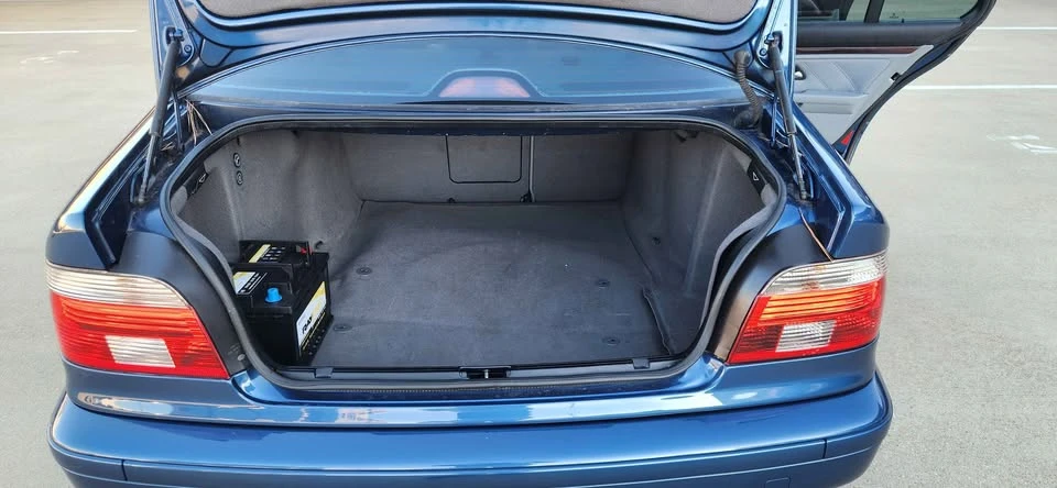 2002 BMW E39 540i - Image 12 of 20