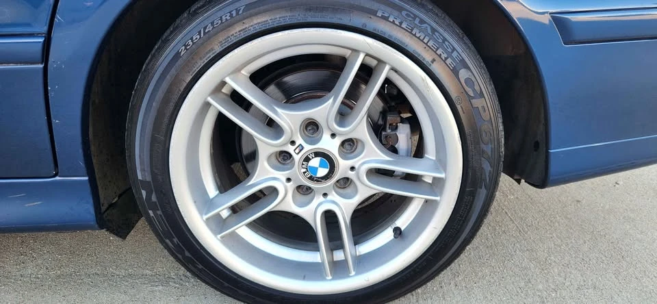 2002 BMW E39 540i - Image 11 of 20