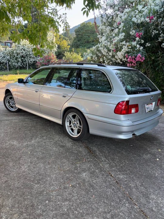 2002 BMW E39 540i - Image 2 of 22