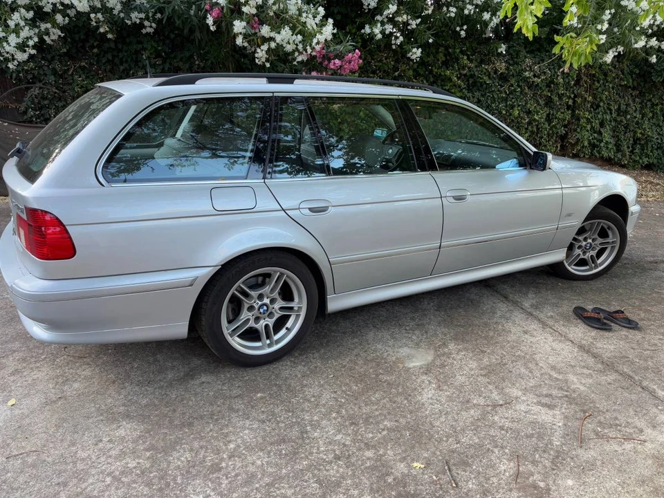 2002 BMW E39 540i - Image 3 of 22