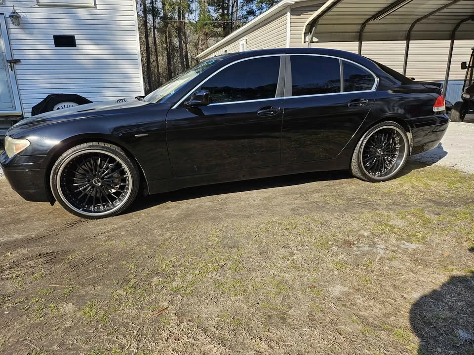 2002 BMW E65/E66 750i & 760i Sedan - Image 3 of 11