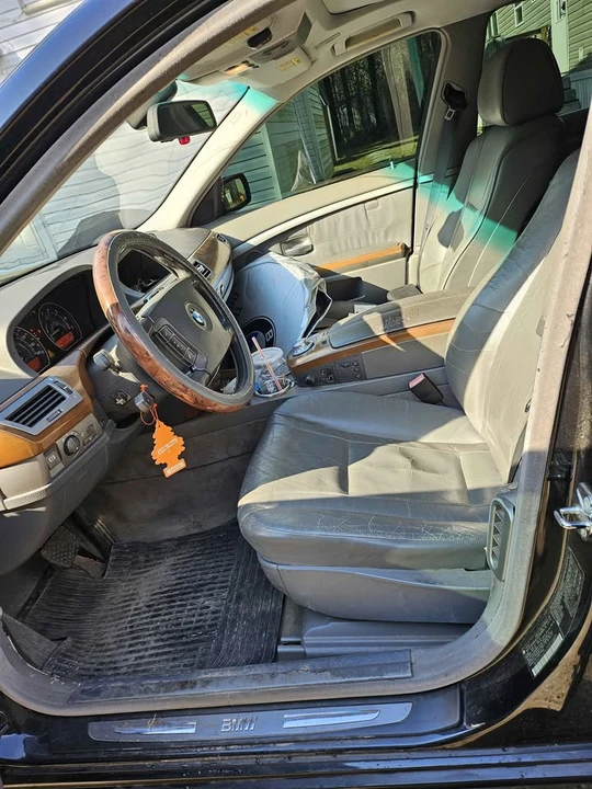 2002 BMW E65/E66 750i & 760i Sedan - Image 7 of 11