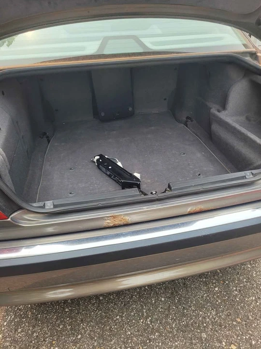 2002 BMW E65/E66 7 Series - Image 2 of 9