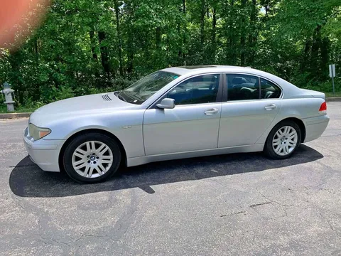 2002 BMW 7 Series 745i Sedan 4D