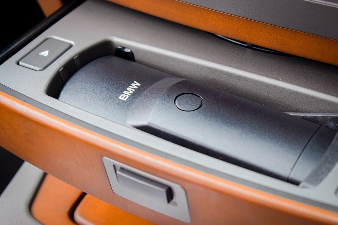2002 BMW E65/E66 7 Series - Image 29 of 30