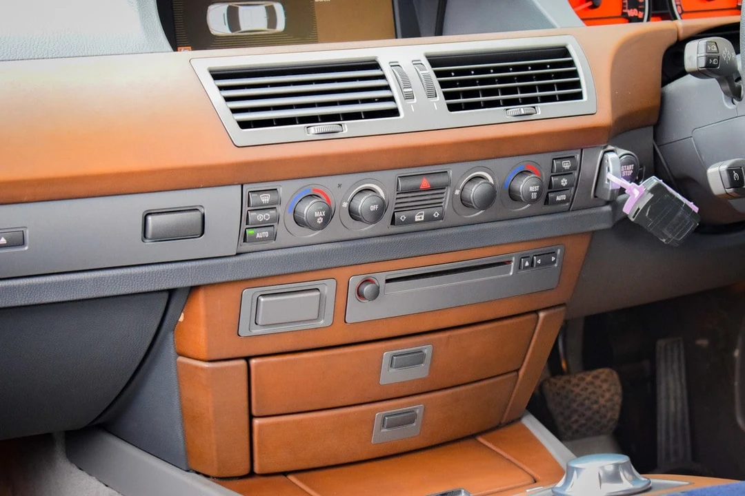2002 BMW E65/E66 7 Series - Image 20 of 30