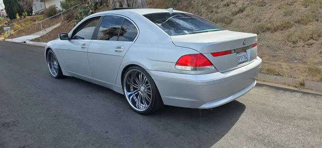 2002 BMW 745i