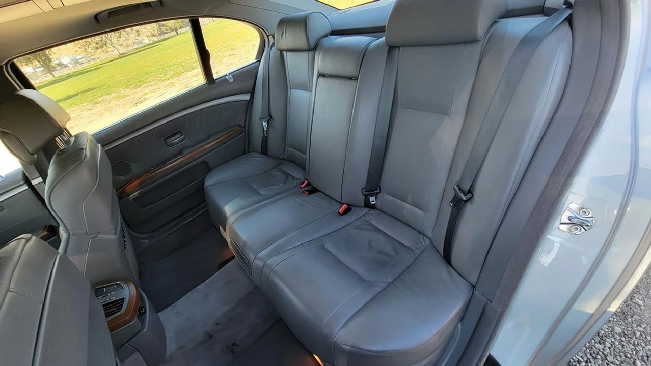 2002 BMW E65/E66 7 Series - Image 20 of 21