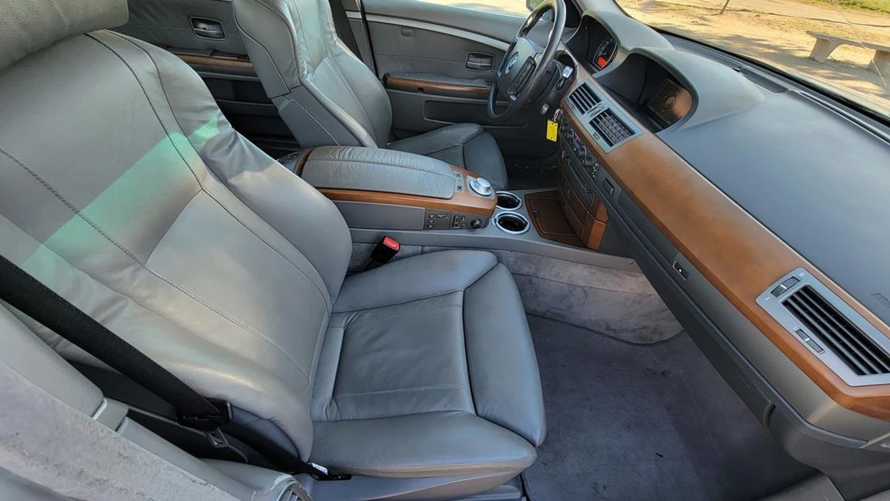 2002 BMW E65/E66 7 Series - Image 16 of 21