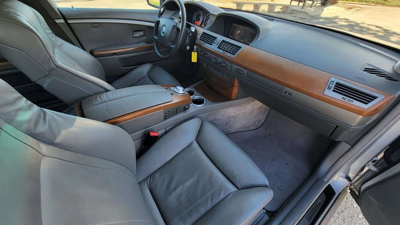 2002 BMW E65/E66 7 Series - Image 10 of 12