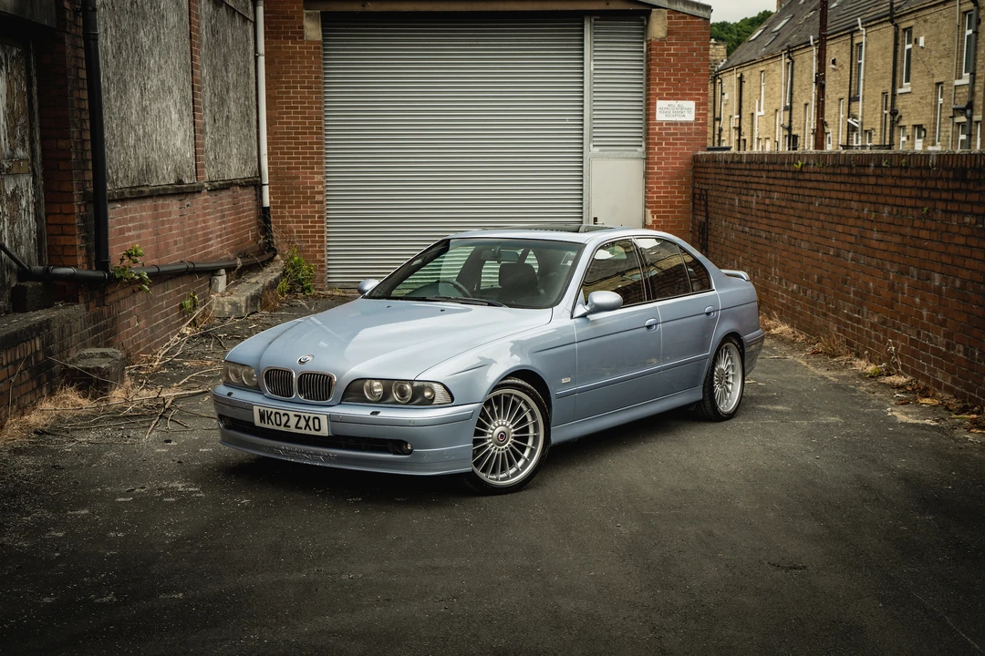 2002 BMW Alpina B10 - Image 11 of 31