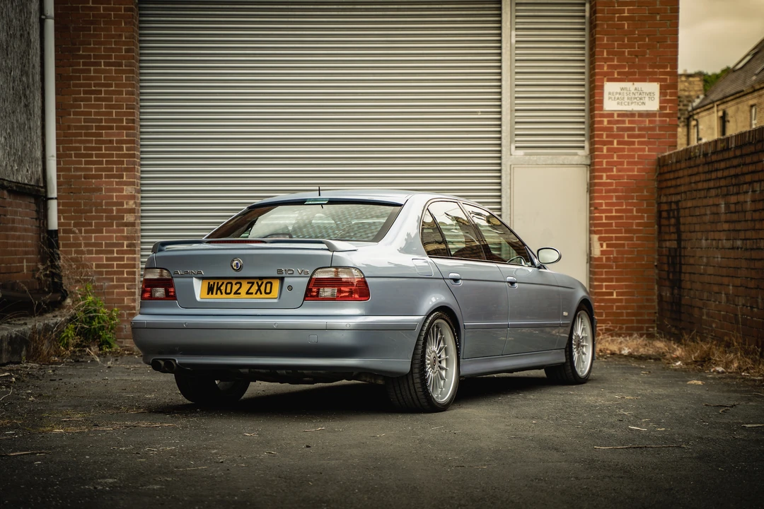 2002 BMW Alpina B10 - Image 16 of 31