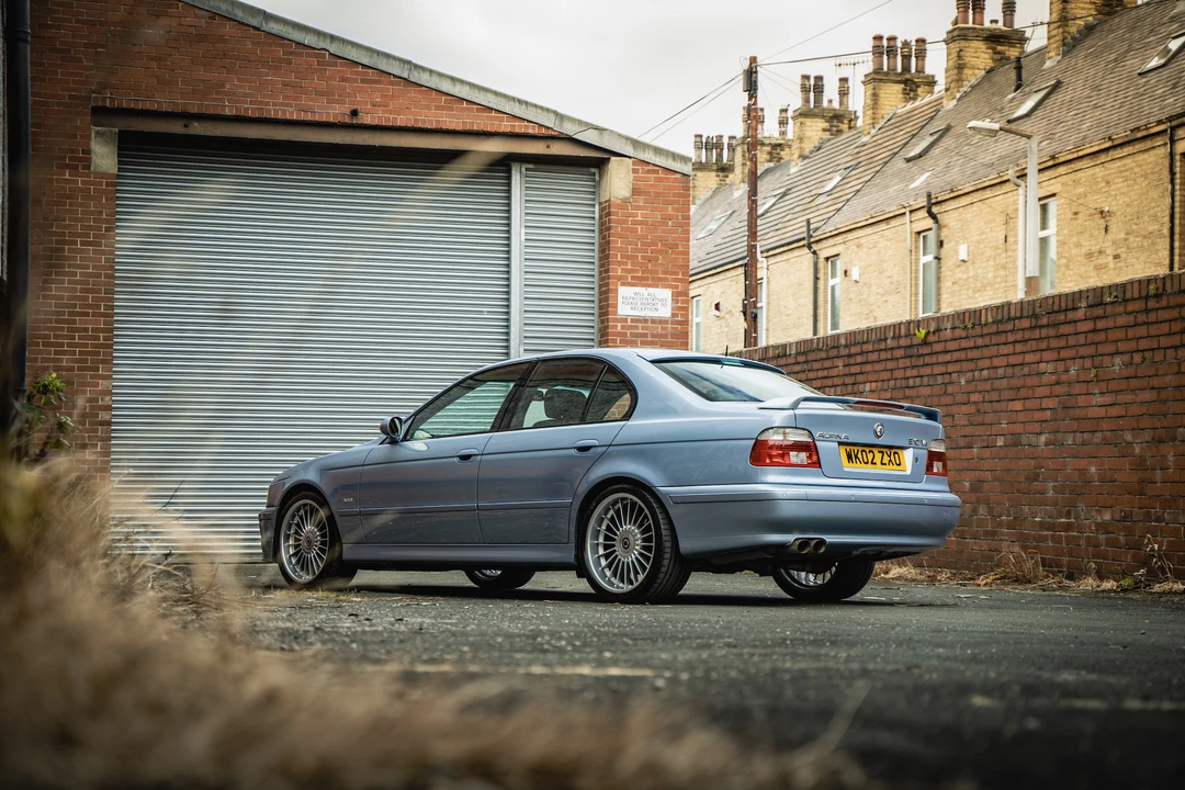 2002 BMW Alpina B10 - Image 18 of 31