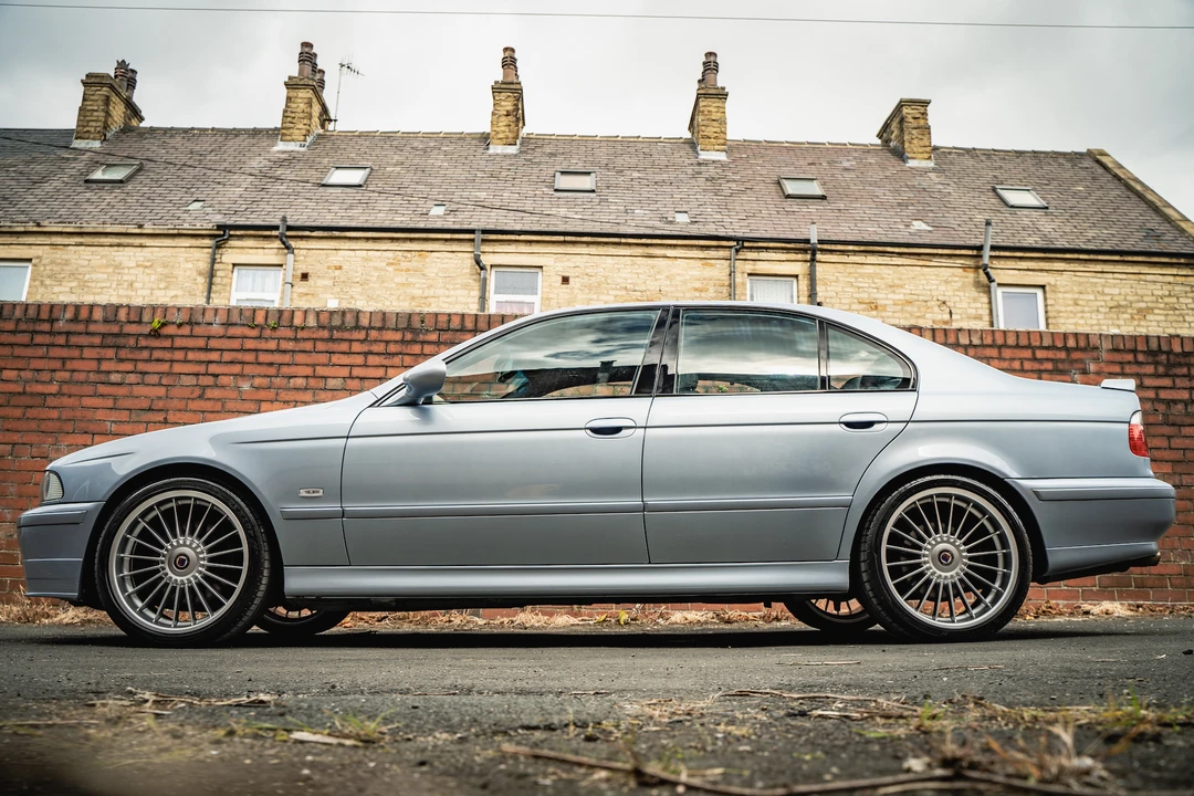 2002 BMW Alpina B10 - Image 9 of 31