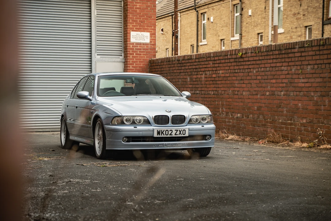 2002 BMW Alpina B10 - Image 13 of 31