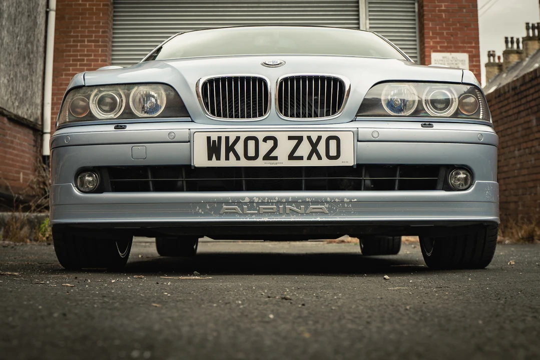 2002 BMW Alpina B10 - Image 12 of 31