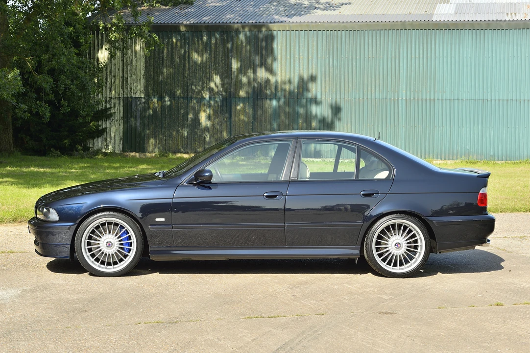 2002 BMW Alpina B10 - Image 11 of 31